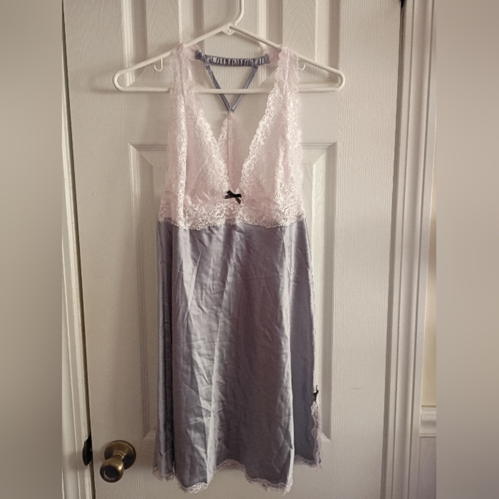 NWOT Vintage Victoria's Secret Lavender And Pink Satin Nightgown Size Medium